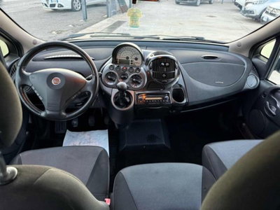 Fiat Multipla 1.9 MJT Emotion (9)