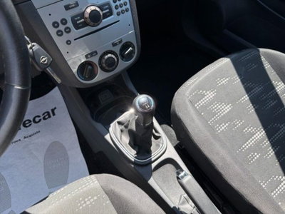 Opel Corsa 1.2 5 porte Elective (11)