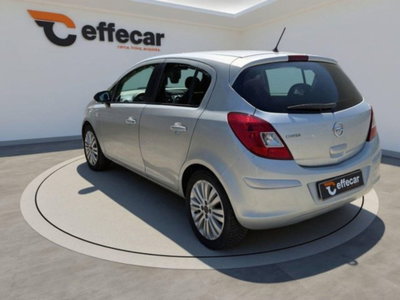 Opel Corsa 1.2 5 porte Elective (4)