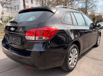 Chevrolet Cruze 1.6 5 porte LS (5)
