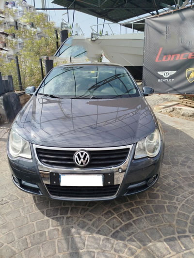 Volkswagen Eos 16V FSI usata