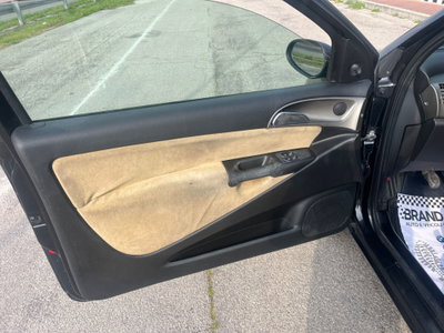 Lancia Ypsilon Multijet 16V Oro (10)