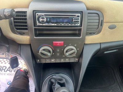 Lancia Ypsilon Multijet 16V Oro (14)