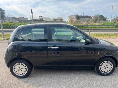 Lancia Ypsilon Multijet 16V Oro (4)