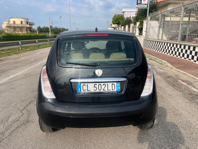 Lancia Ypsilon Multijet 16V Oro (6)
