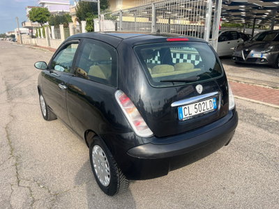 Lancia Ypsilon Multijet 16V Oro (7)