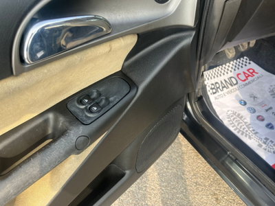 Lancia Ypsilon Multijet 16V Oro (9)