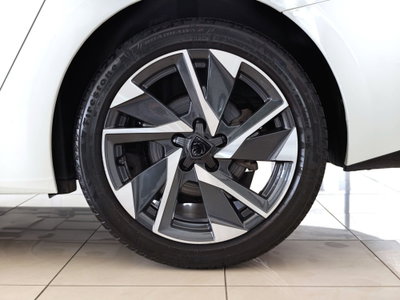 Peugeot 308 SW BlueHDi 130 S&S EAT8 Allure Pack (6)