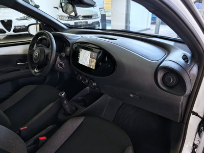 Toyota Aygo X 1.0 VVT-i 72 CV 5 porte Limited Air (17)