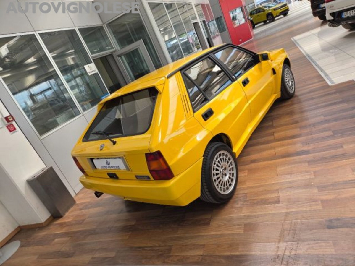 Lancia Delta turbo 16V HF integrale (2)