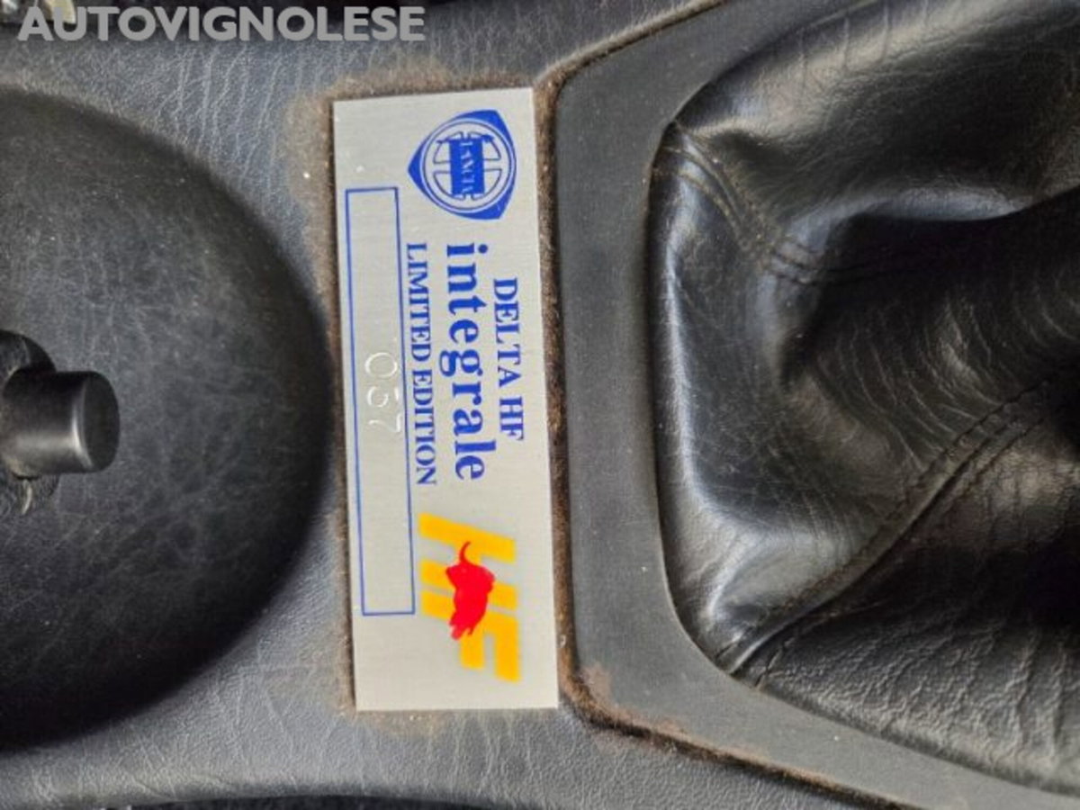 Lancia Delta turbo 16V HF integrale (9)