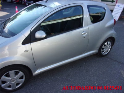 Toyota Aygo 1.0 12V VVT-i 3 porte Sol (12)