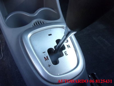 Toyota Aygo 1.0 12V VVT-i 3 porte Sol (2)