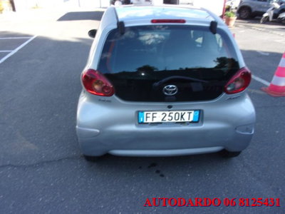 Toyota Aygo 1.0 12V VVT-i 3 porte Sol (5)