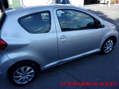 Toyota Aygo 1.0 12V VVT-i 3 porte Sol (7)