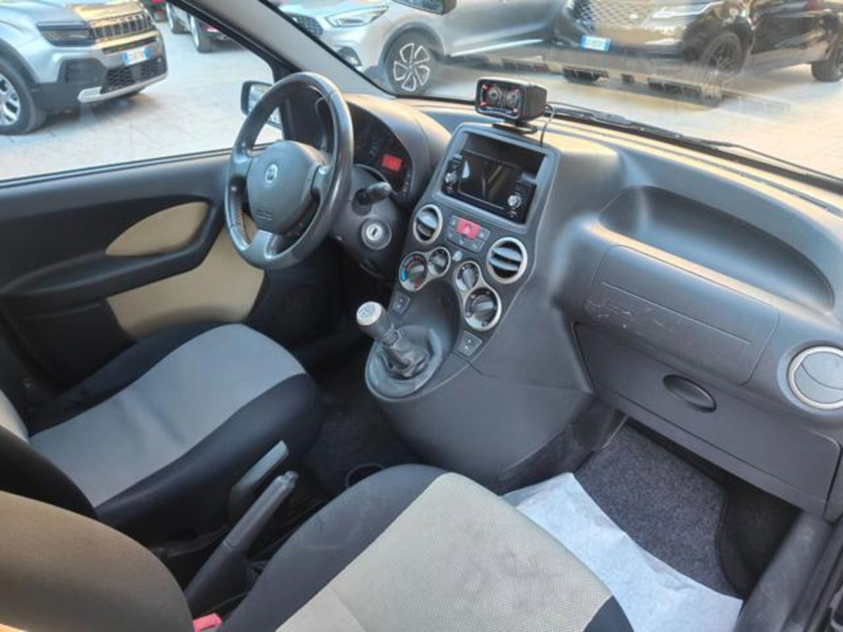 Fiat Panda 1.3 MJT 16V 4x4 Cross (16)