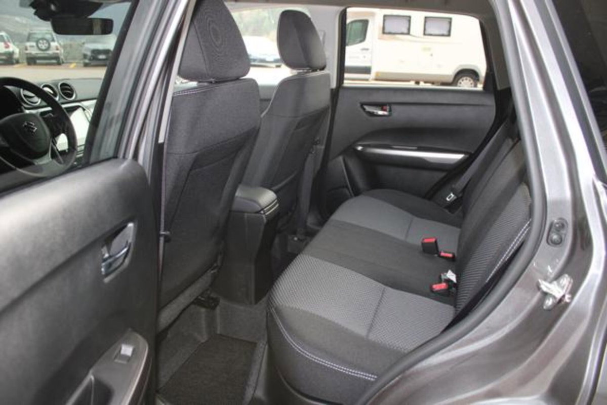 Suzuki Vitara 1.4 Hybrid 4WD AllGrip Easy Cool (10)