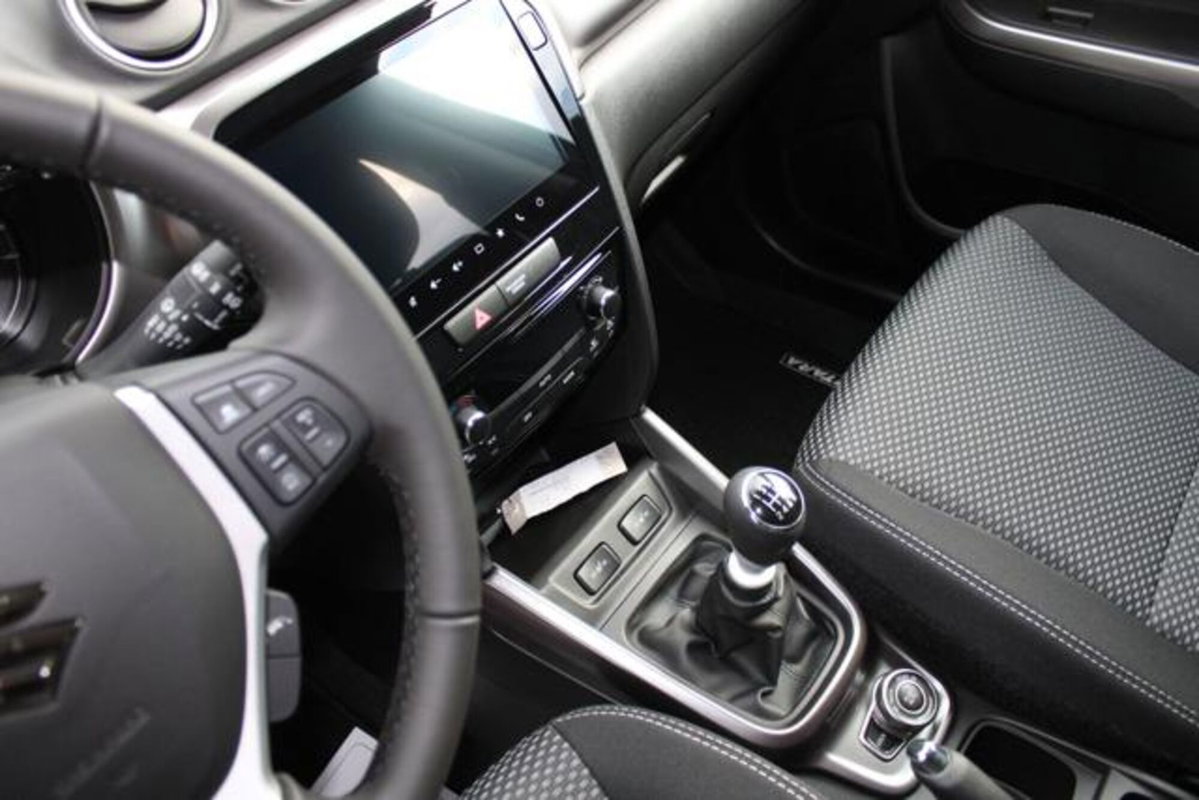 Suzuki Vitara 1.4 Hybrid 4WD AllGrip Easy Cool (11)
