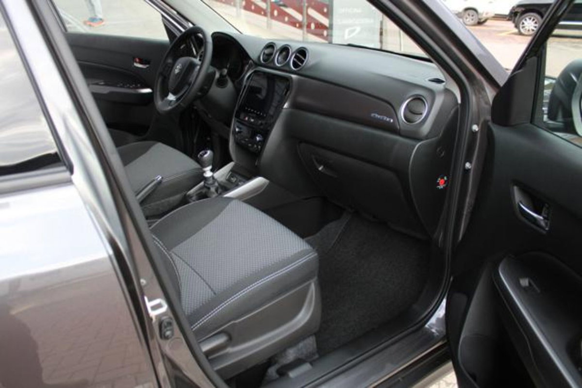 Suzuki Vitara 1.4 Hybrid 4WD AllGrip Easy Cool (13)