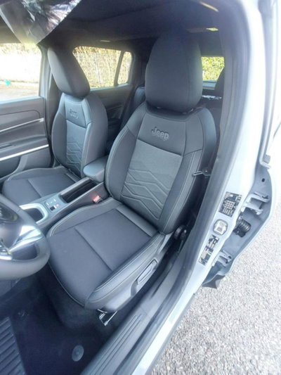 Jeep Avenger 1.2 turbo Summit fwd 100cv (8)