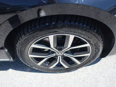Volkswagen Passat Variant 2.0 TDI SCR EVO Executive (11)