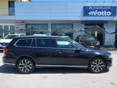 Volkswagen Passat Variant 2.0 TDI SCR EVO Executive (14)