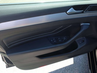 Volkswagen Passat Variant 2.0 TDI SCR EVO Executive (4)