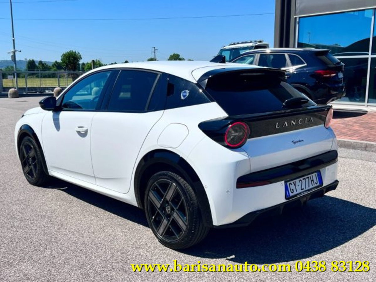 Lancia Ypsilon 1.2 mhev Edizione Limitata Cassina e-dct (4)