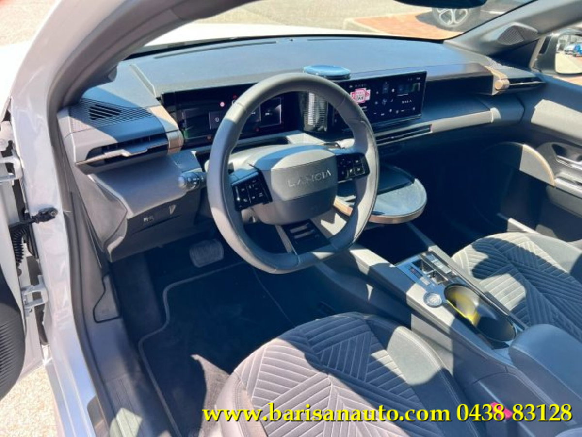 Lancia Ypsilon 1.2 mhev Edizione Limitata Cassina e-dct (9)