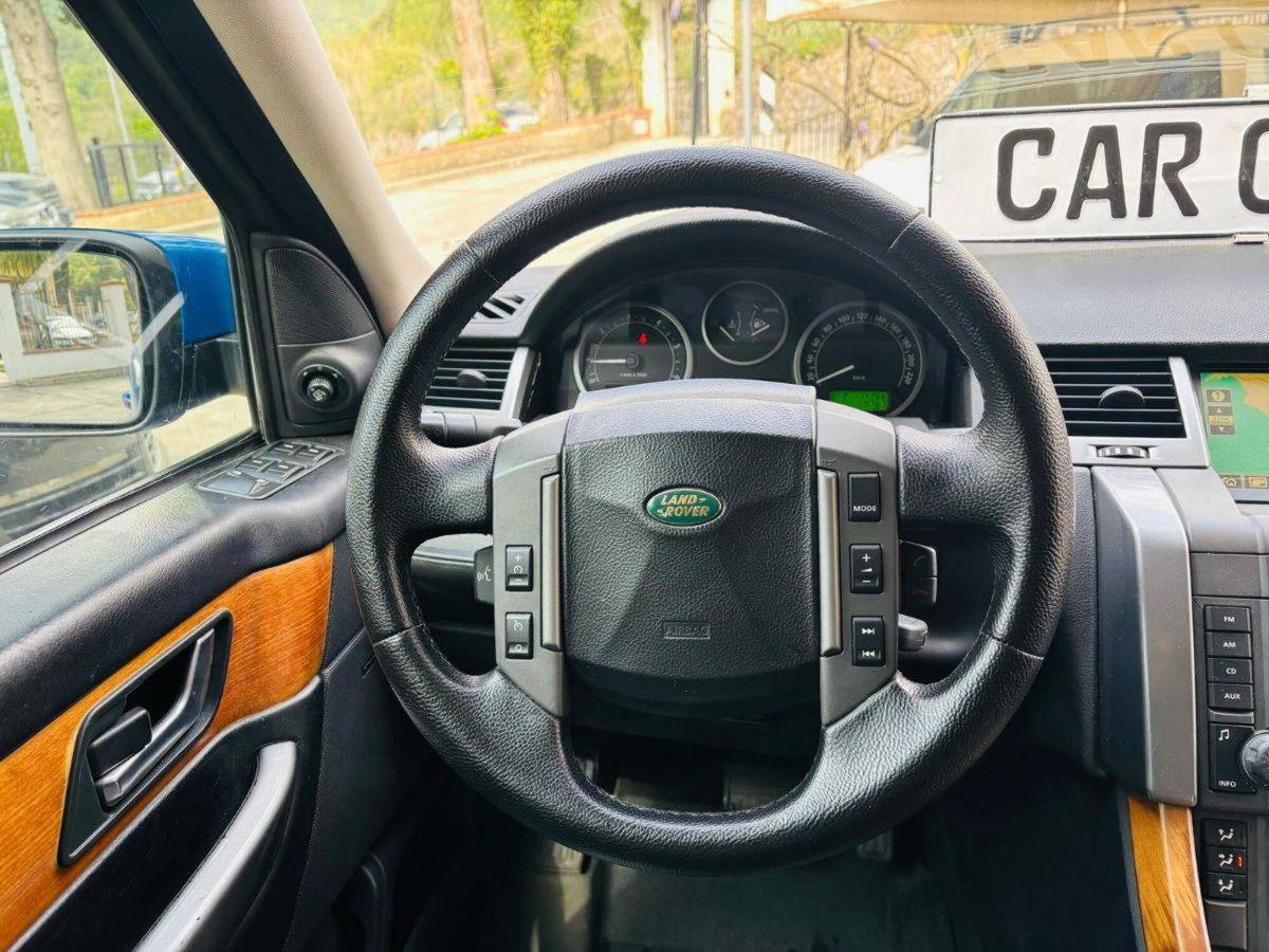 Land Rover Range Rover Sport 2.7 TDV6 HSE (19)
