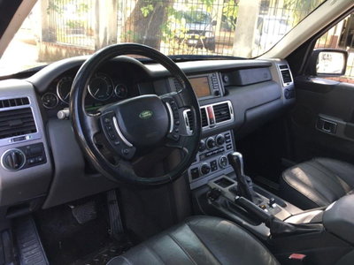 Land Rover Range Rover 3.0 Td6 Vogue Foundry (13)