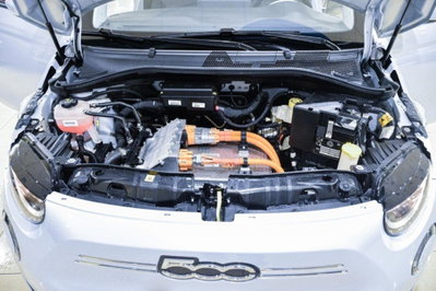 Fiat 500 Cabrio e Cabrio 42 kWh La Prima II (11)
