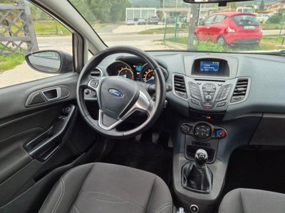 Ford Fiesta 1.5 TDCi 75CV 5 porte (7)