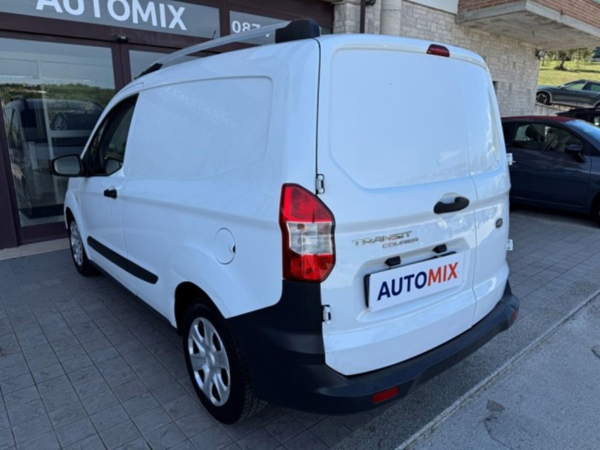 Ford Transit Courier 1.5 TDCi 75CV  Trend (10)