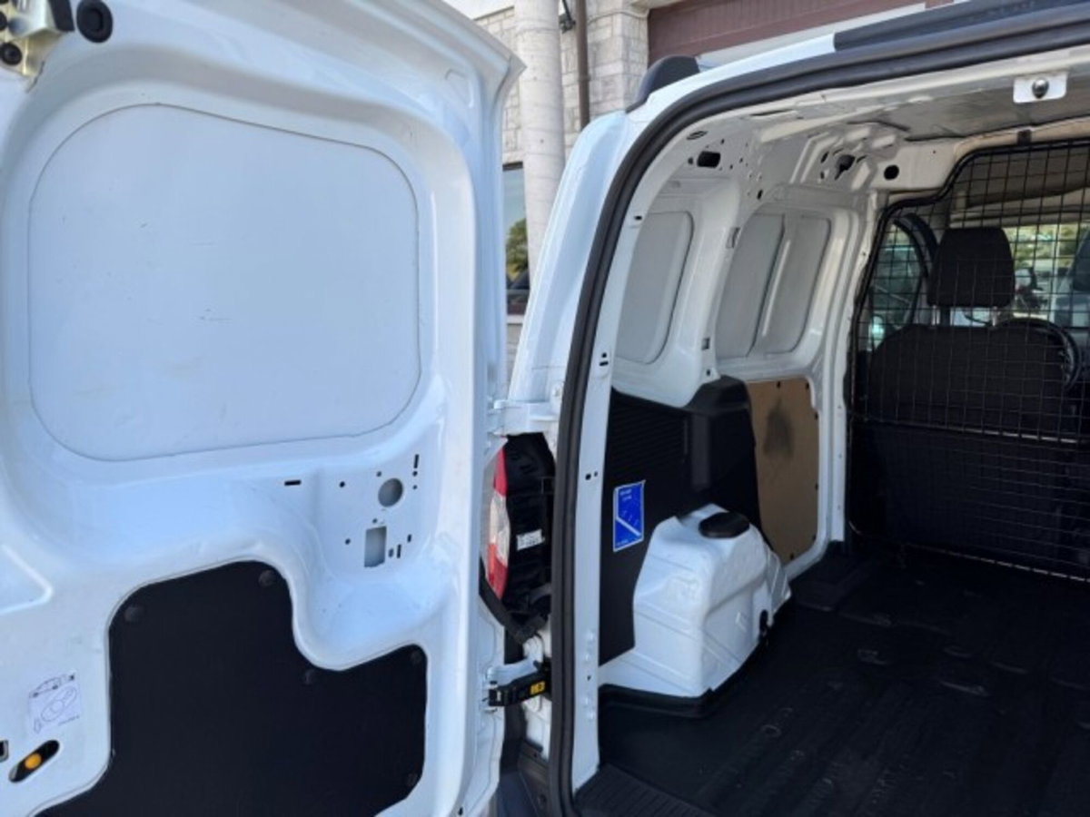 Ford Transit Courier 1.5 TDCi 75CV  Trend (15)