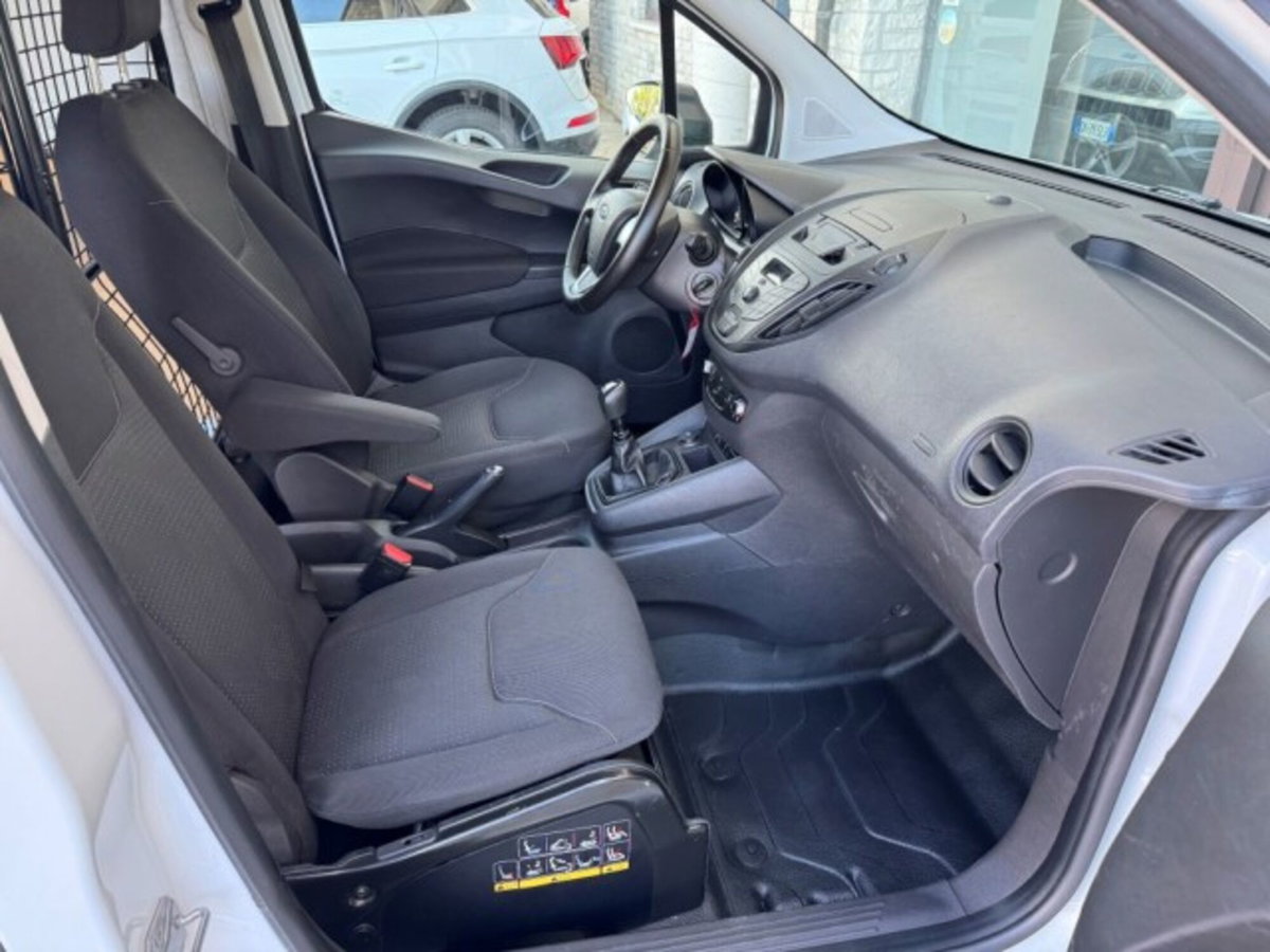Ford Transit Courier 1.5 TDCi 75CV  Trend (19)