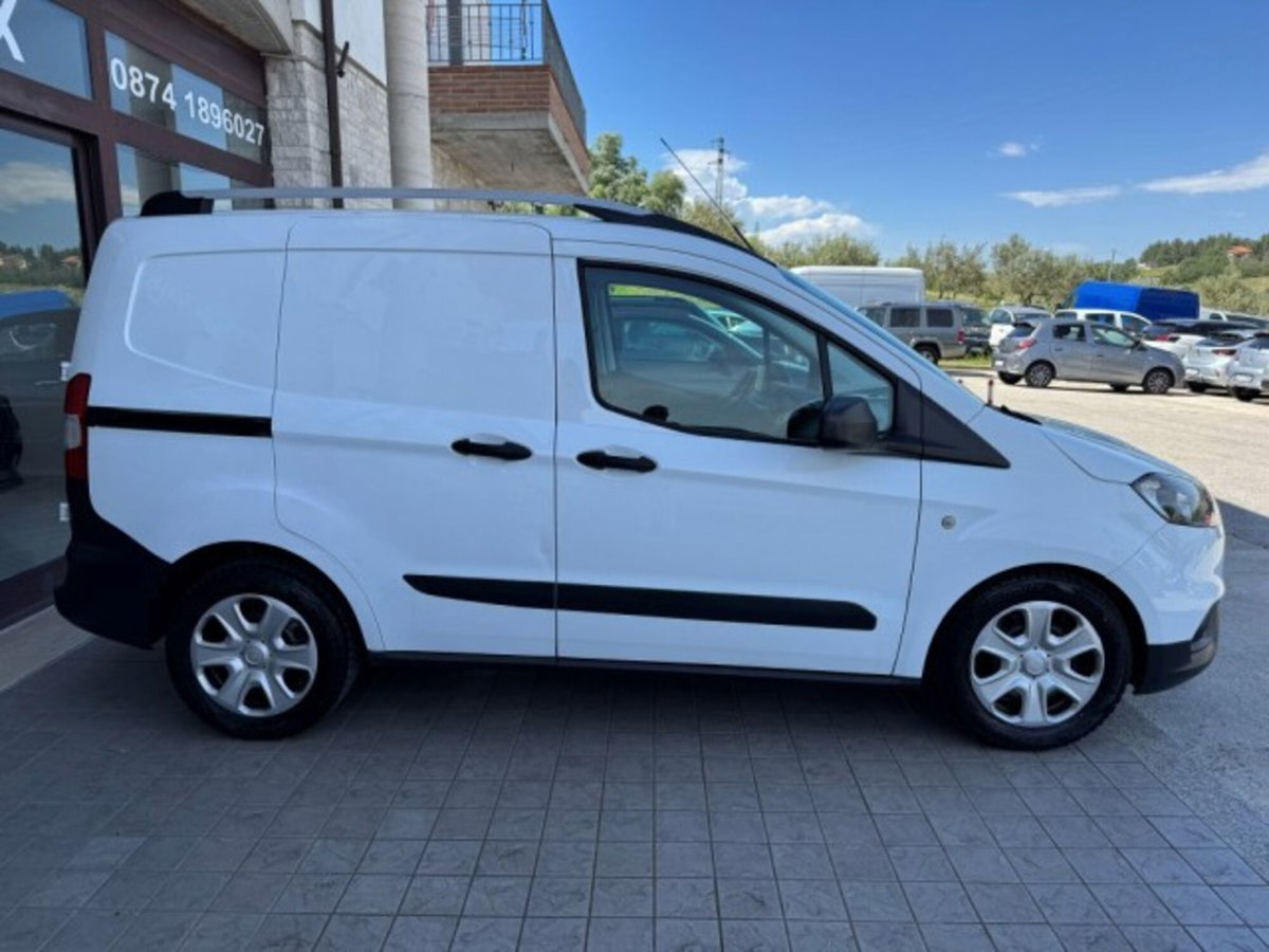 Ford Transit Courier 1.5 TDCi 75CV  Trend (6)