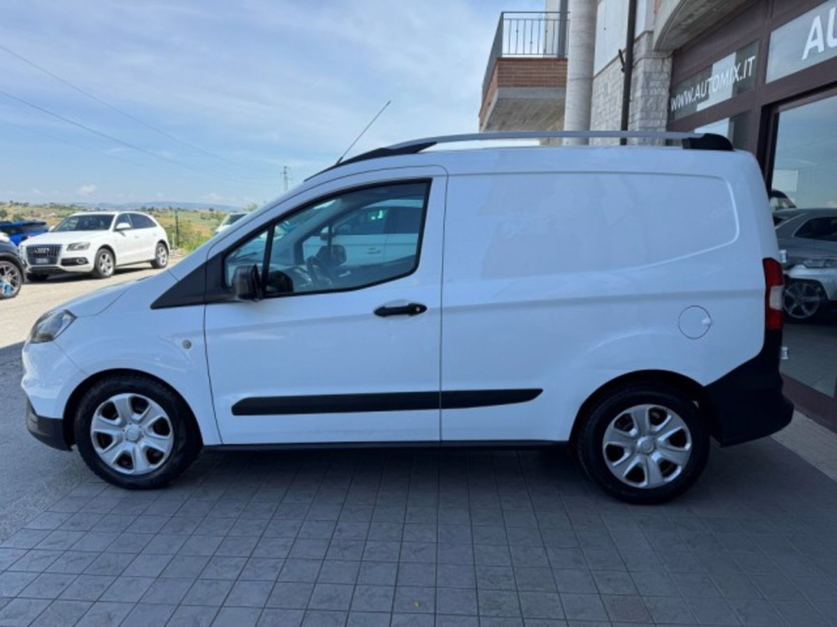 Ford Transit Courier 1.5 TDCi 75CV  Trend (8)