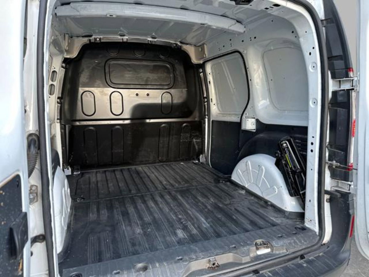 Renault Kangoo Blue dCi 95CV Express Furgone Ice (14)