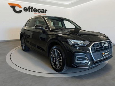 Audi Q5 40 TDI 204 CV quattro S tronic Business (3)