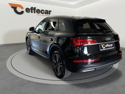 Audi Q5 40 TDI 204 CV quattro S tronic Business (4)