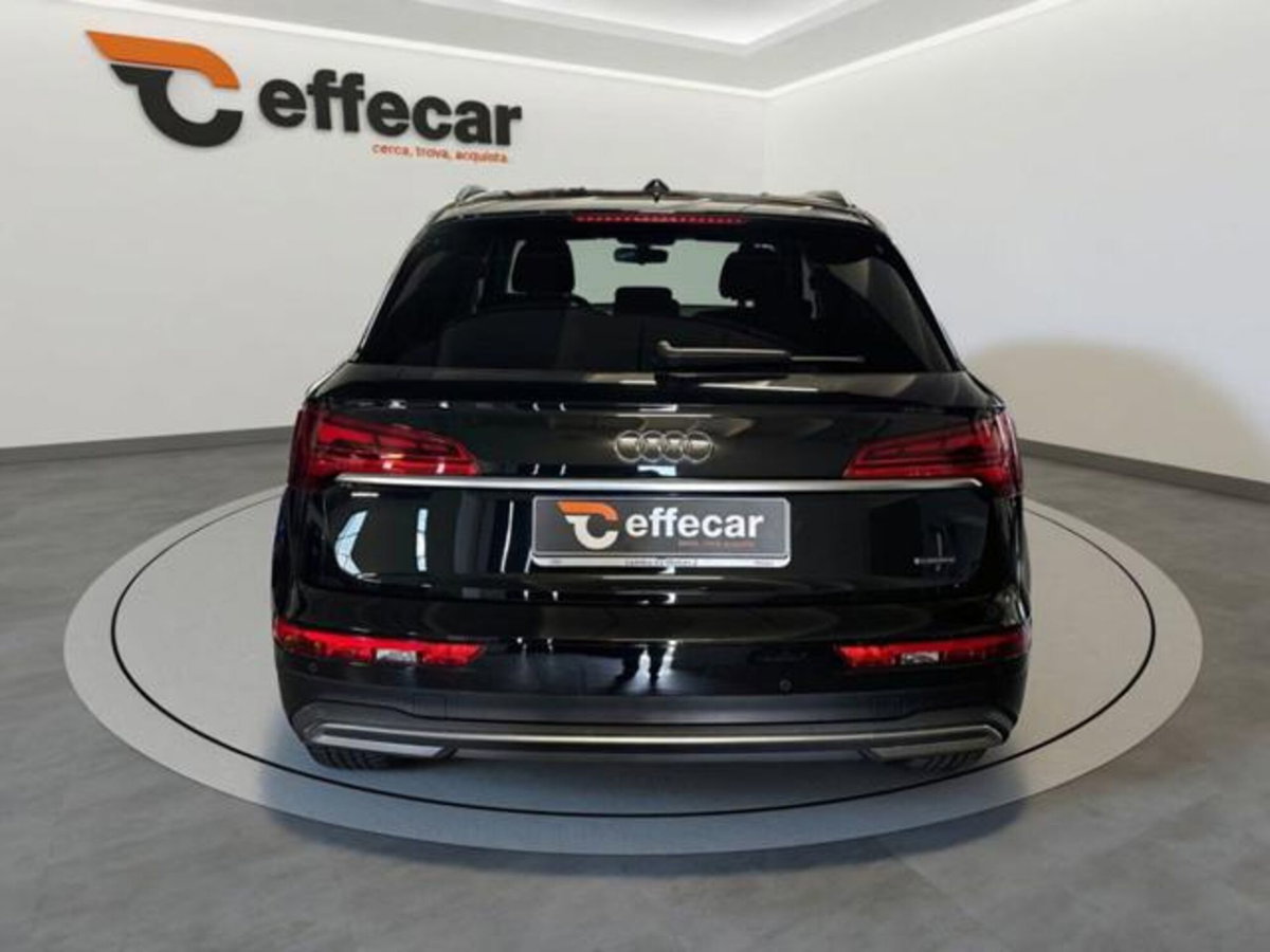 Audi Q5 40 TDI 204 CV quattro S tronic Business (5)