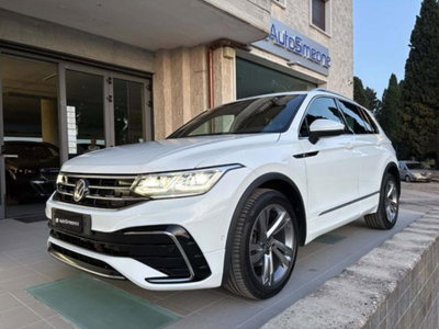 Volkswagen Tiguan 2.0 TDI 150 CV SCR DSG 4MOTION R-Line usata