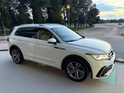 Volkswagen Tiguan 2.0 TDI 150 CV SCR DSG 4MOTION R-Line (3)
