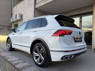 Volkswagen Tiguan 2.0 TDI 150 CV SCR DSG 4MOTION R-Line (7)