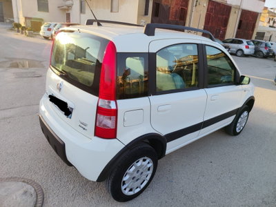 Fiat Panda 1.3 MJT 16V 4x4 (4)