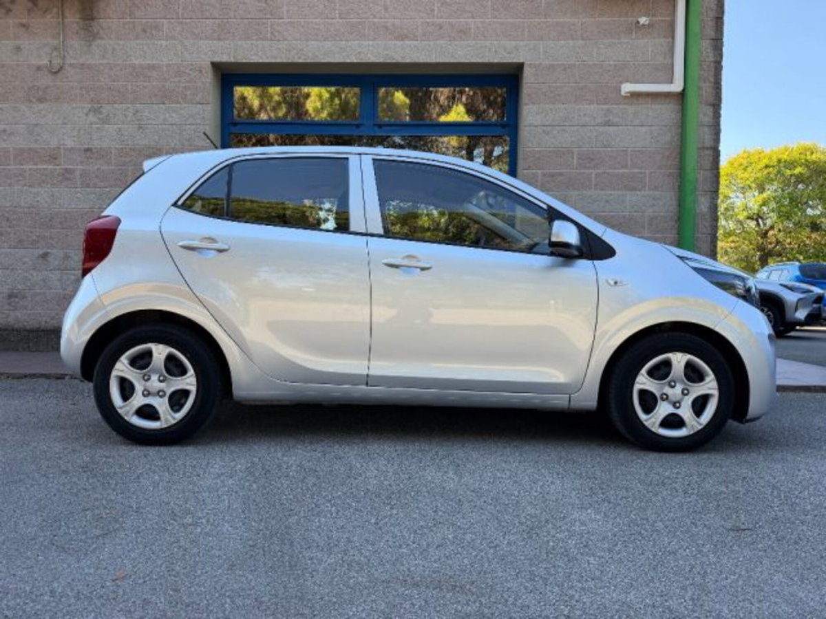 Kia Picanto 1.0 12V GPL 5 porte Style (2)