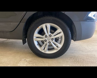 Hyundai ix35 2.0 CRDi 4WD Comfort (5)