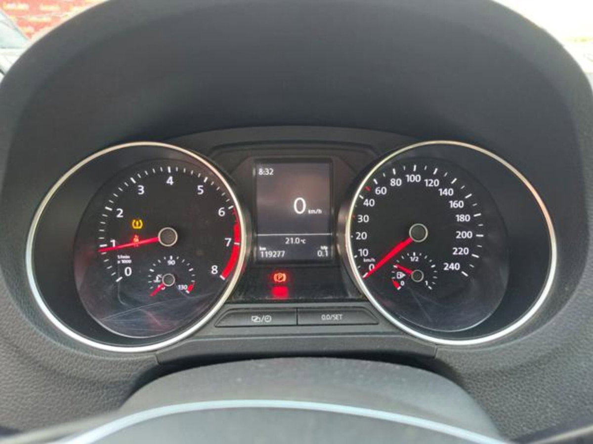 Volkswagen Polo 1.0 MPI 5p. Comfortline (14)