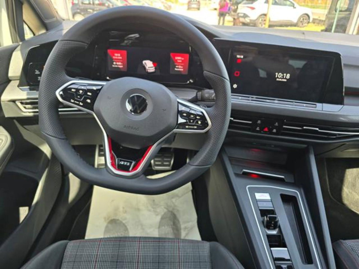 Volkswagen Golf 2.0 TSI GTI DSG (12)